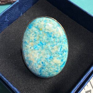 Vintage Oval Scarf Ring With Turquoise Marbled Stone & Gold-Tone Metal Backing‎